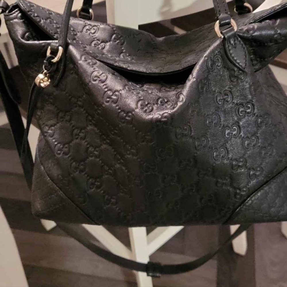 Gucci Bree Bag and Gucci wallet. Make me an offer!